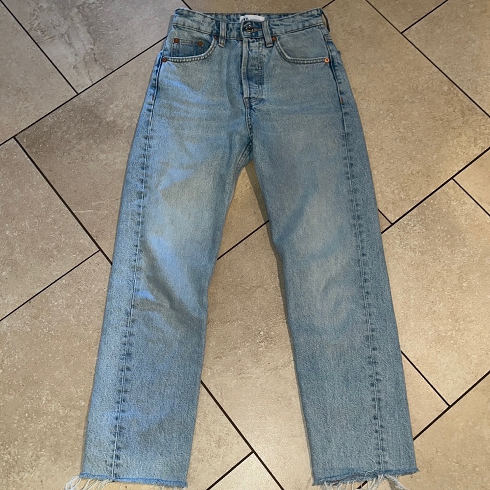 Zara Light Wash Straight Jeans
